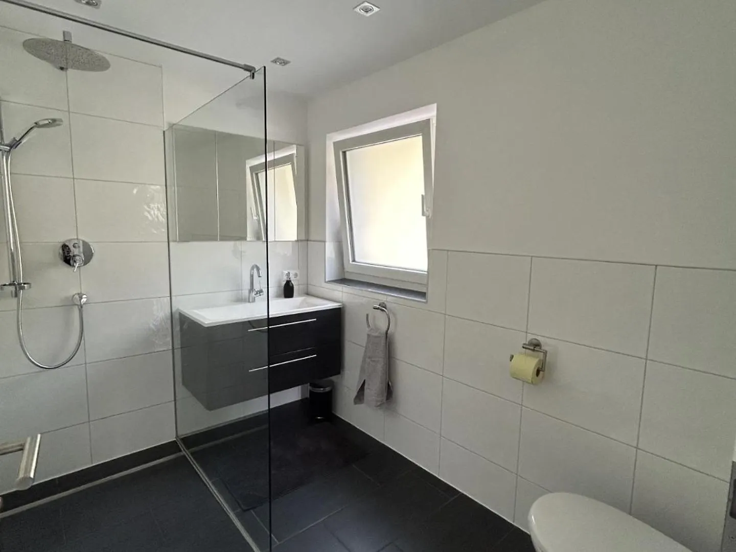 Wohnung Mit Garten Und Panoramablick In Innsbruck